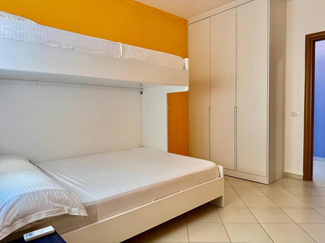 Colorful Sea View Apartment Sarandë Eksteriør bilde