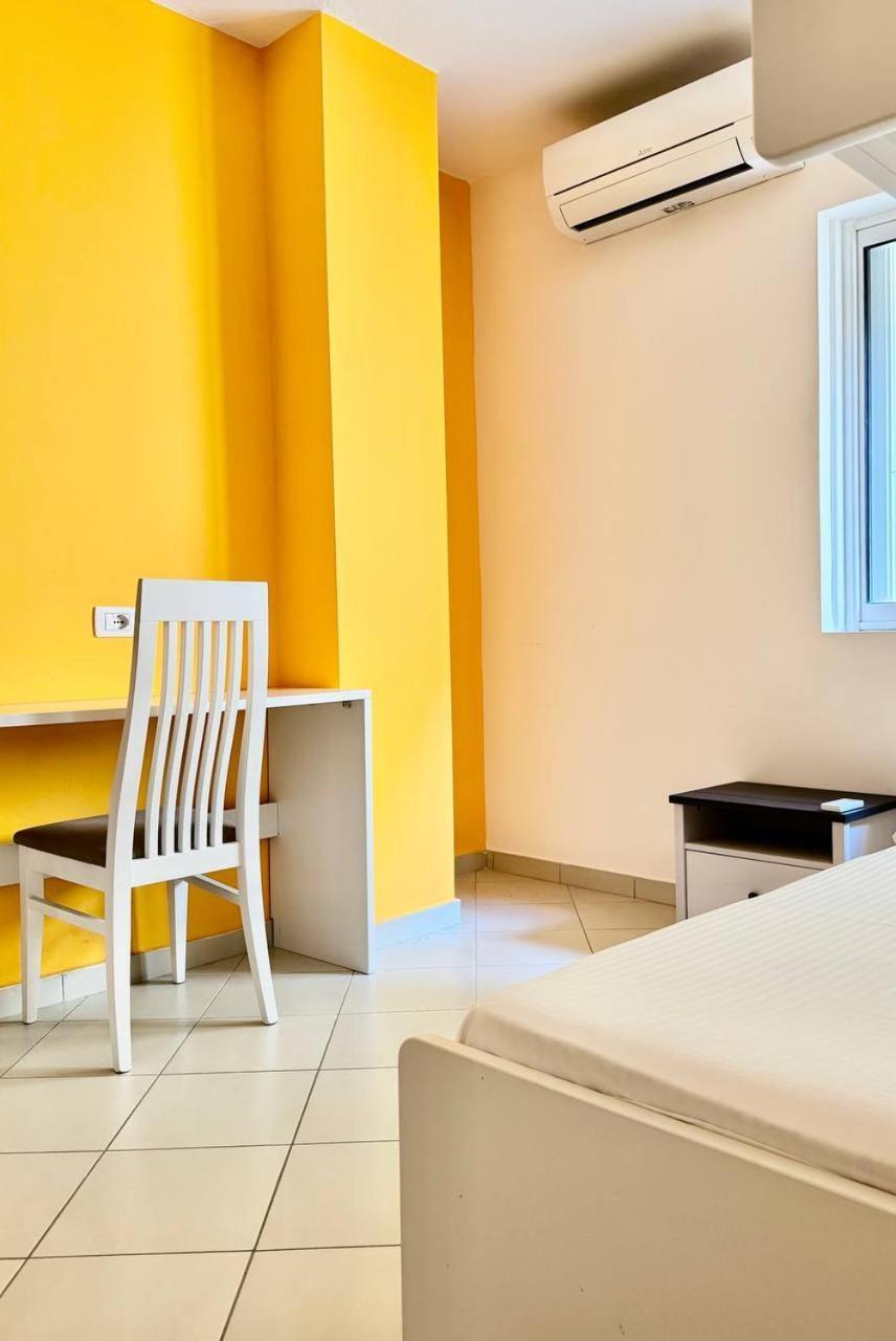 Colorful Sea View Apartment Sarandë Eksteriør bilde